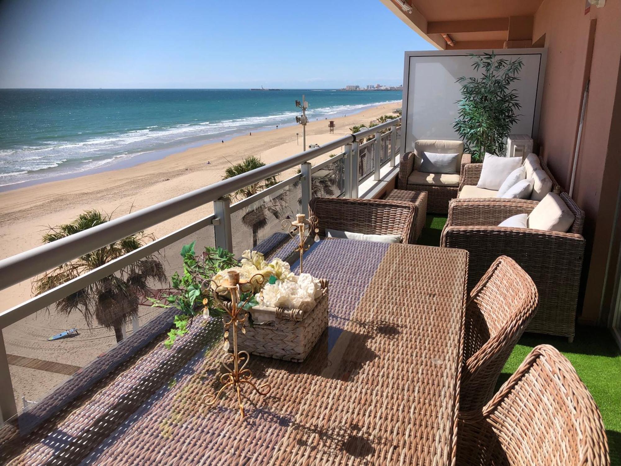 Luxury Oceanfront Triplex In Cadiz Appartement Buitenkant foto